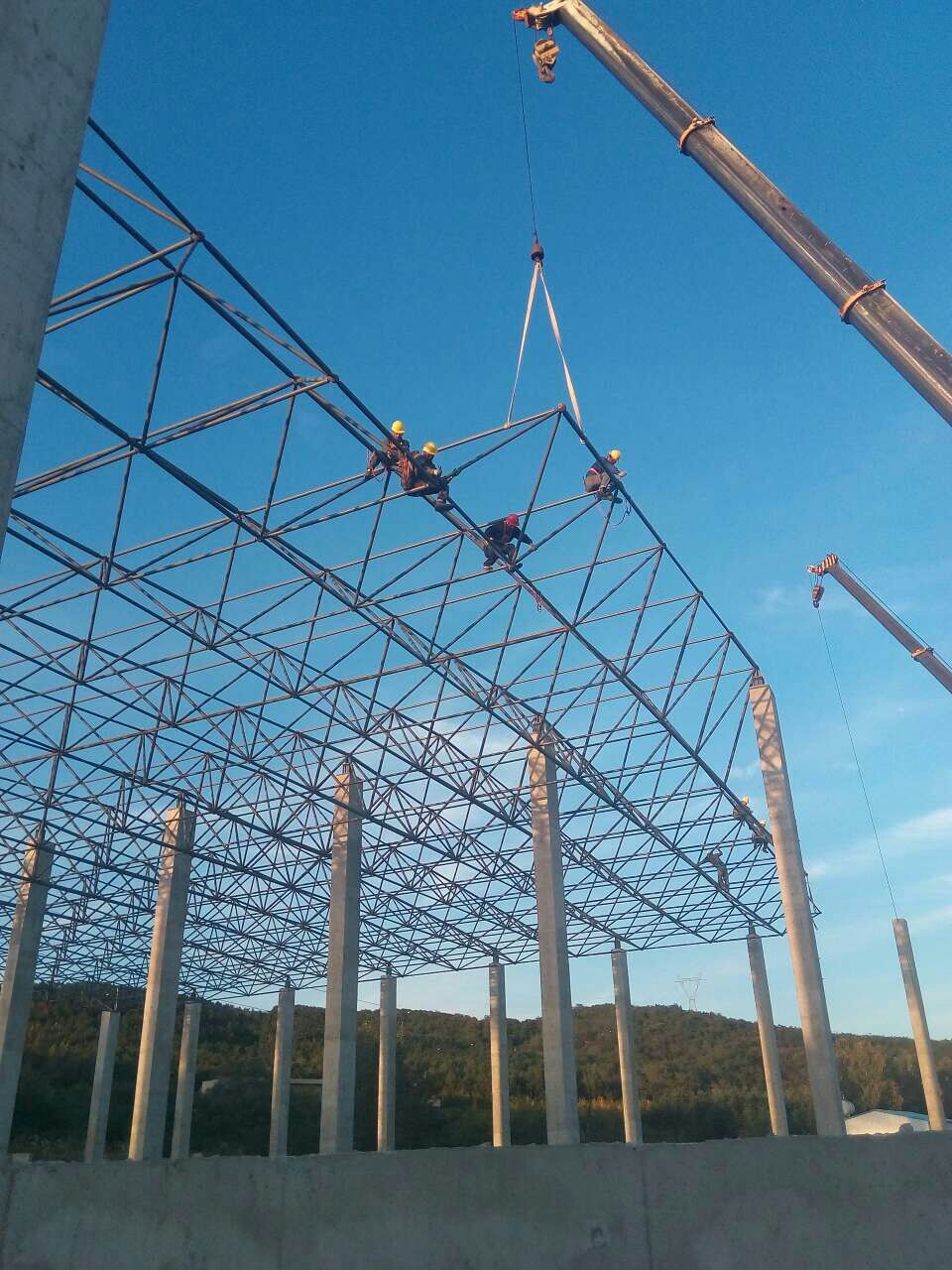 诸暨汪清物流园网架